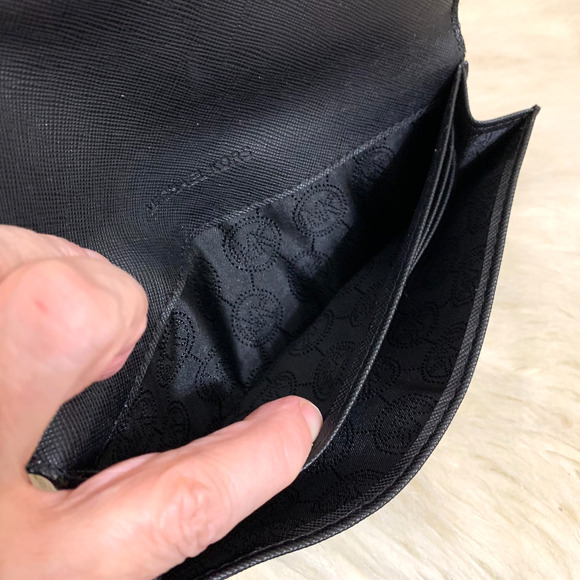 MICHAEL KORS Green/Black/Acid Yellow Camouflage CAMO Envelope Snap Wallet - Picture 11 of 16